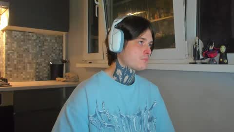 _torfin_ online show from April 2026 11:48:01 PM