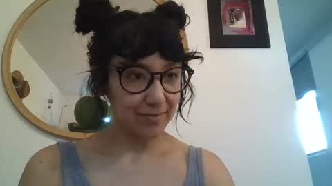 Snapshot of _tutti_frutti_ chatting on February 2026 11:30:02 PM _tutti_frutti_ online show from February 2026 11:30:02 PM