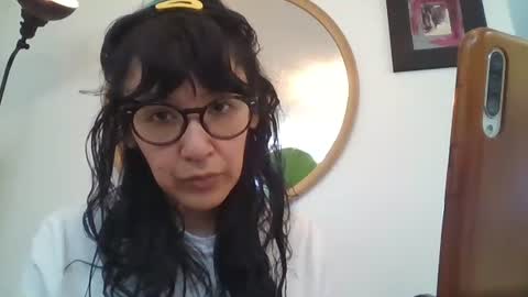 Snapshot of _tutti_frutti_ chatting on March 2026 09:17:01 PM _tutti_frutti_ online show from March 2026 09:17:01 PM