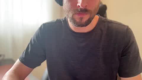 Snapshot of _ur_happy_meal chatting on March 2026 07:53:02 PM DJ online show from March 2026 07:53:02 PM