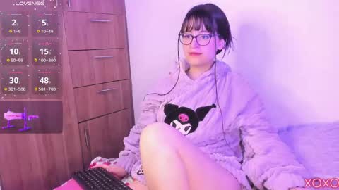 Snapshot of _urcutekitty chatting on May 2026 06:00:01 AM online show from May 2026 06:00:01 AM