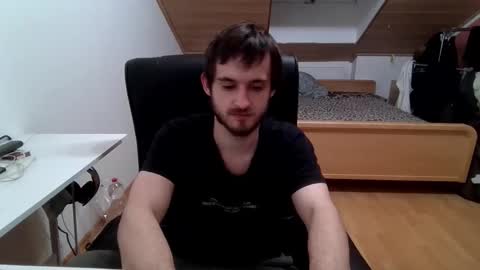 Vlad online show from December 2025 07:40:02 PM