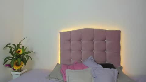 Vale online show from December 2024 05:30:02 PM