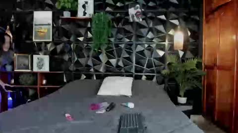 _valentina_69 online show from September 2025 02:39:02 PM