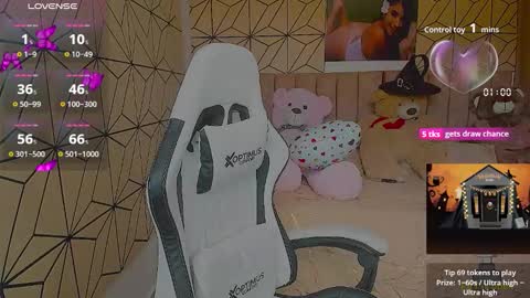 vane online show from October 2025 05:46:02 PM