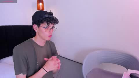 _vanie online show from September 2025 02:56:02 AM