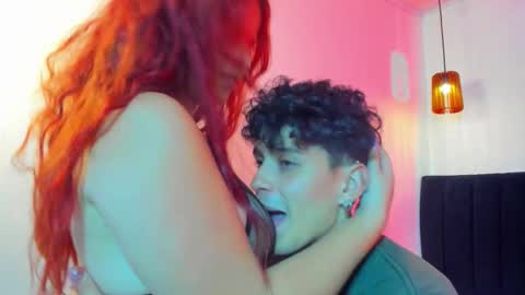 _vanie online show from October 2025 04:00:02 AM