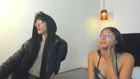 _vanie online show from October 2025 11:23:01 PM