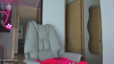 stephany online show from May 2026 10:48:01 PM