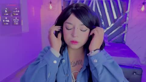 Snapshot of _vermell_ chatting on February 2026 10:58:02 PM Vermeil online show from February 2026 10:58:02 PM