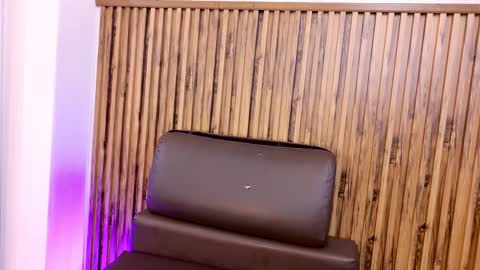 Veronica online show from September 2025 01:16:02 PM