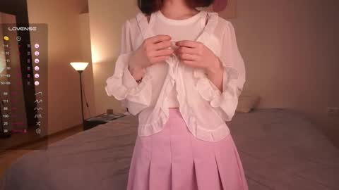 Snapshot of _vi_vi_ chatting on February 2025 06:33:02 PM Viola online show from February 2025 06:33:02 PM