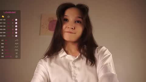 Snapshot of _vi_vi_ chatting on February 2025 03:08:02 PM Viola online show from February 2025 03:08:02 PM