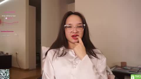 Snapshot of _vi_vi_ chatting on March 2025 09:42:02 PM Viola online show from March 2025 09:42:02 PM