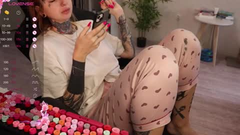 Alis online show from November 2025 08:13:01 AM