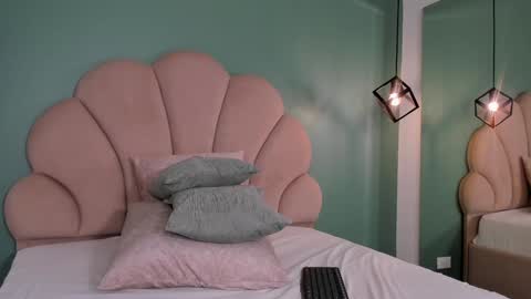 Snapshot of _vix555_ chatting on February 2025 12:36:02 AM Vix online show from February 2025 12:36:02 AM