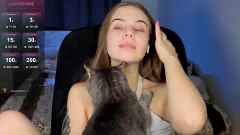 Vera online show from October 2025 11:00:01 AM