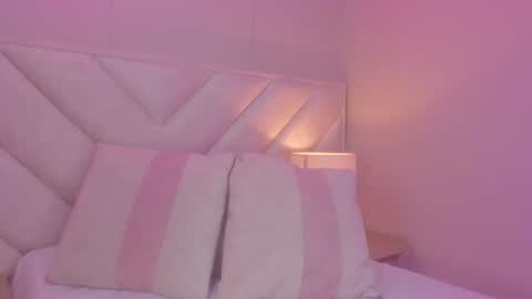 _wendy_x online show from October 2025 11:43:01 AM