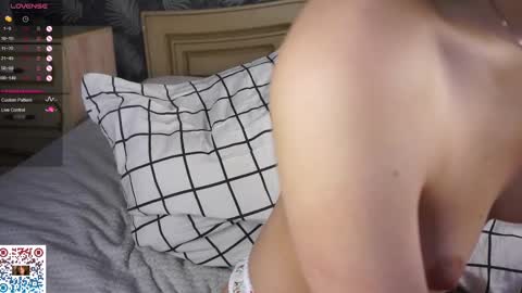 Anna online show from February 2025 10:17:02 AM