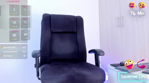 Dante Vega online show from April 2026 01:41:02 PM