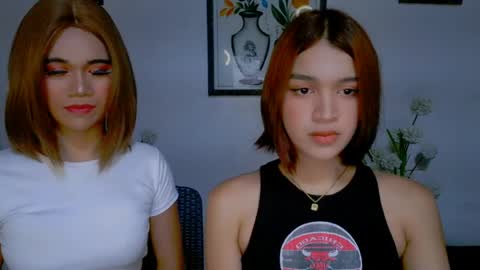 _xxlilly online show from April 2026 02:33:01 PM