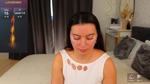 Snapshot of _your_sweetdream chatting on December 2024 11:32:01 AM Jasmine online show from December 2024 11:32:01 AM