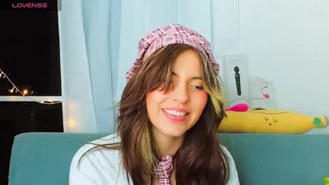 _yourcherrybomb online show from January 2025 06:03:01 AM