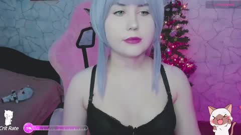 Mia online show from December 2024 03:04:02 PM