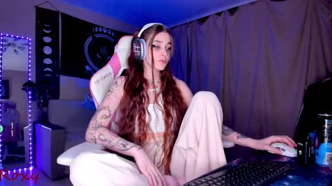 Roxy online show from February 2025 02:36:02 AM