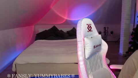 Nicole  Thomas  Dave online show from January 2025 05:45:02 PM