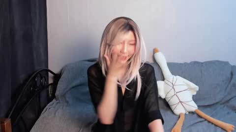 Snapshot of _yuriko chatting on July 2026 09:07:02 PM Mia online show from July 2026 09:07:02 PM