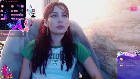 Snapshot of _yuyi chatting on May 2026 02:51:02 AM Yuyi online show from May 2026 02:51:02 AM