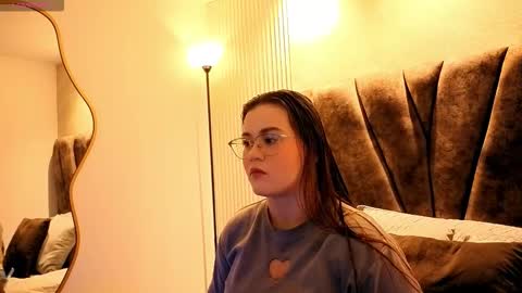 zoe online show from February 2026 11:59:01 AM