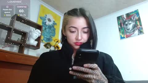 Zoe  online show from February 2025 10:33:01 PM