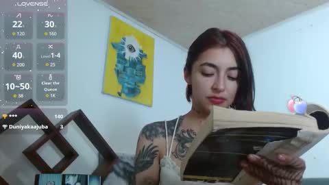 Zoe  online show from October 2025 04:51:02 AM