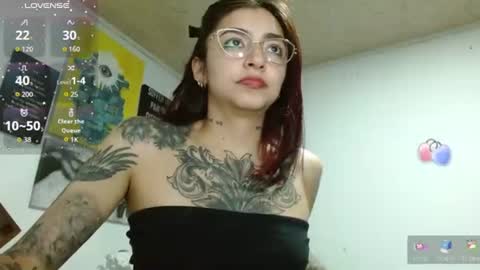 Snapshot of _zoebakers chatting on June 2026 01:43:02 AM Zoe online show from June 2026 01:43:02 AM