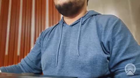 Sleepy owl online show from September 2025 08:49:02 AM