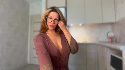        online show from October 2025 08:14:01 AM