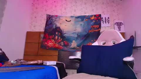 Aisha online show from October 2025 12:05:01 PM