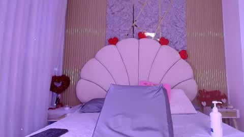 Aisha online show from February 2026 11:58:02 AM