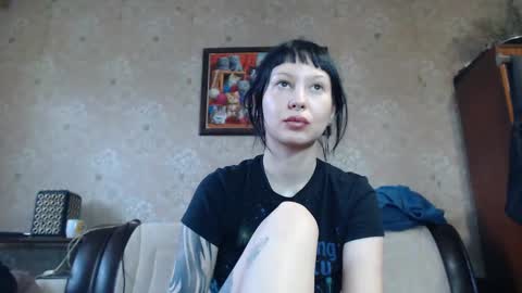 Snapshot of a_damn_good_coffee chatting on January 2025 12:03:02 PM a_damn_good_coffee online show from January 2025 12:03:02 PM