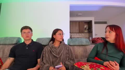 A Sexy Couple online show from December 2024 02:13:02 PM