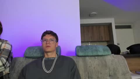 A Sexy Couple online show from December 2024 02:33:01 PM