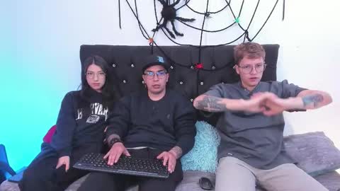 A Sexy Couple online show from October 2025 04:20:02 PM