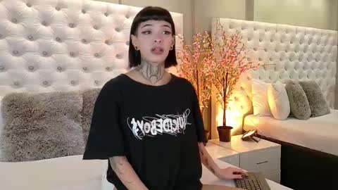 Luni  online show from September 2025 01:13:01 PM