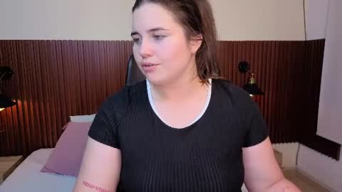 Abby Lee  online show from July 2026 07:05:01 PM