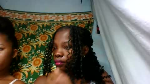 aadienne online show from June 2026 10:41:02 PM