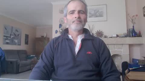 Aalex1717 online show from November 2025 09:48:02 AM