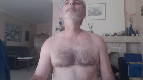 Aalex1717 online show from April 2026 01:12:01 PM