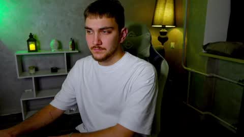 Alex online show from December 2024 06:03:02 PM